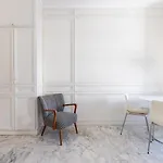 White Suite In Rome